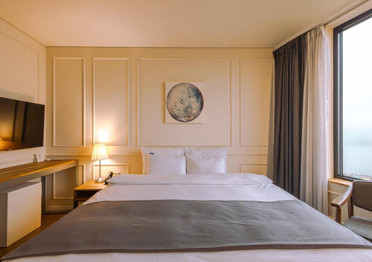 Jk Blossom Hotel 4*