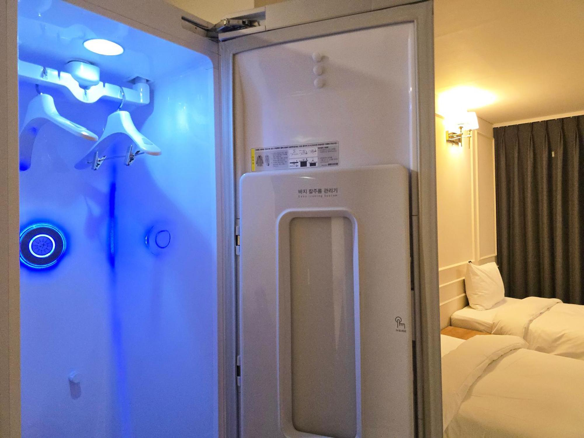 โรงแรม โรงแรมเจเค บลอสซัม 4*
