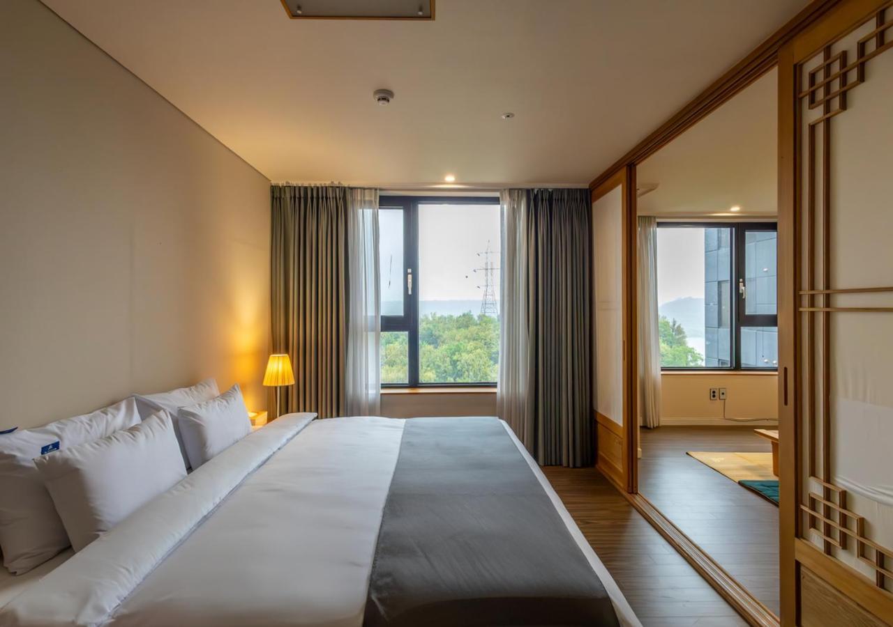 Jk Blossom Hotel