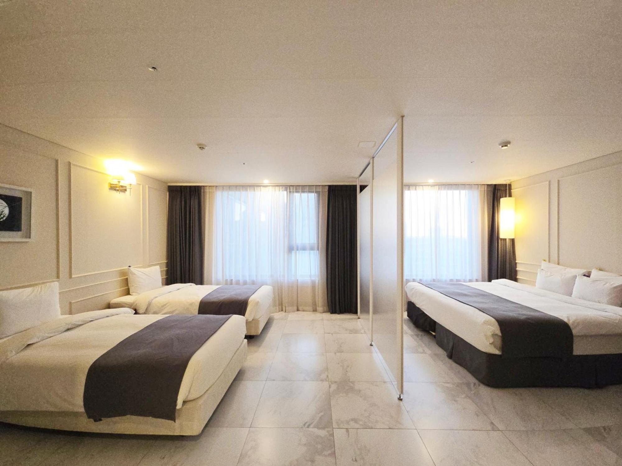 Jk Blossom Hotel